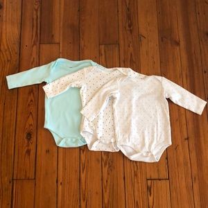 Primary long sleeve onesie lot